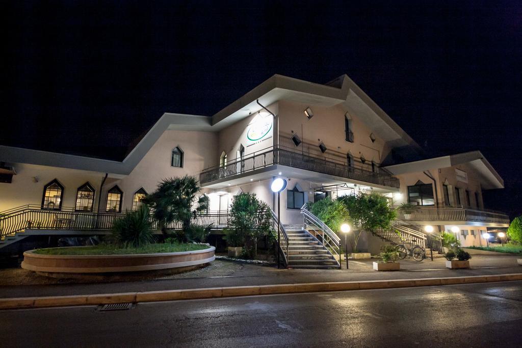 Hotel L'Approdo Cesenatico Exterior foto